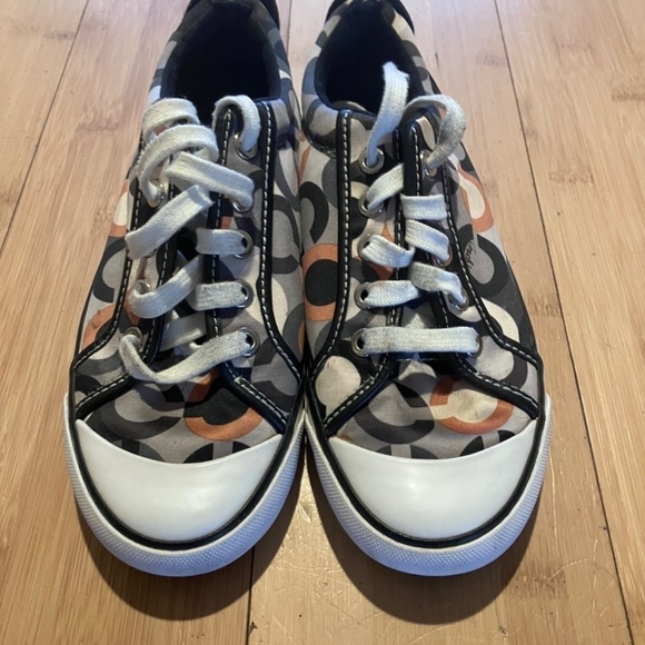 Vintage Y2K Women’s Size 6 Coach Monogram Logo Canvas Sneakers - Picture 2 of 7